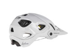 Oakley DRT5 MTB Helm Grau 9 Oakley DRT5 MTB Helm Grau -Fahrräder Aufbau Geschäft image HE OK 0004 4 600x600