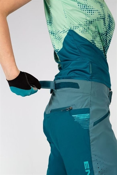 Endura WMS Singletrack Lite Short Damen Kingfisher 5 Endura WMS Singletrack Lite Short Damen Kingfisher – Bild 3