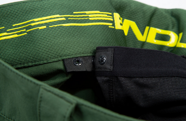 Endura SingleTrack Hose II Waldgrün 5 Endura SingleTrack Hose II Waldgrün – Bild 3