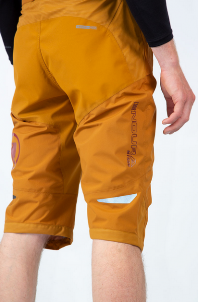 Endura MT500 Wasserdichte Shorts II Muskat 4 Endura MT500 Wasserdichte Shorts II Muskat – Bild 2