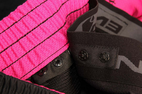 Endura WMS Hummvee 3/4 II Mit Innenhose Schwarz 6 Endura WMS Hummvee 3/4 II Mit Innenhose Schwarz – Bild 4