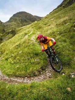 Endura Singletrack Knee Protector II Knieprotektor Weiß -Fahrräder Aufbau Geschäft image PR EN 0007 3 600x600