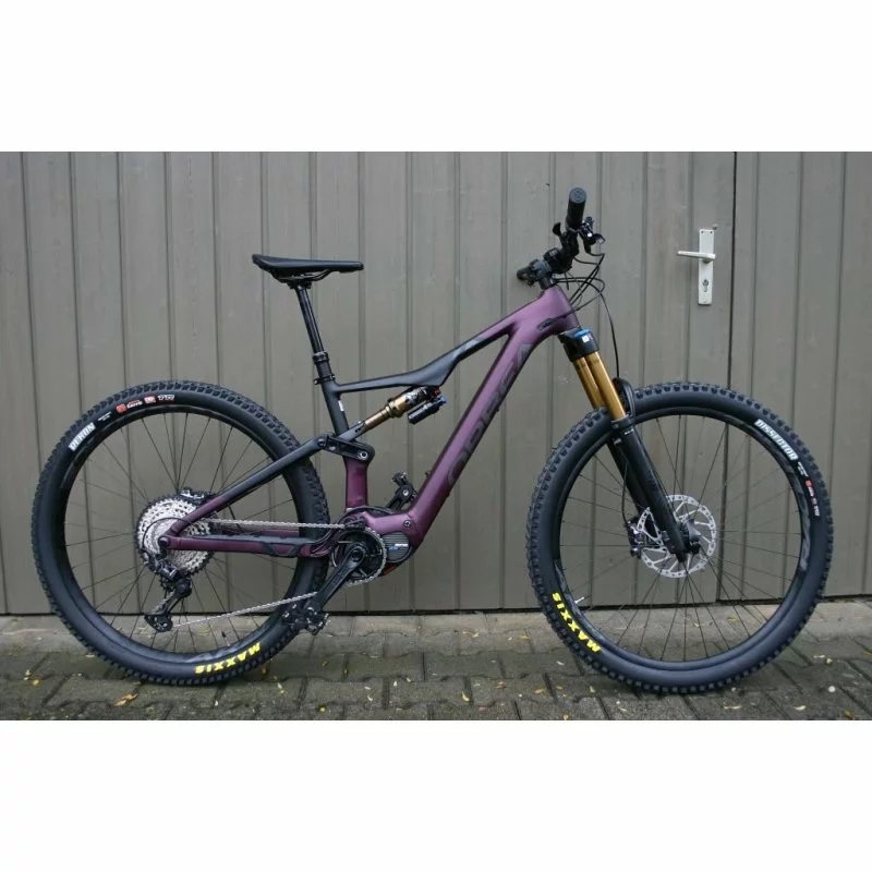 Orbea, Rise H15, Shimano EP8-RS, 540Wh, Mulberry 23, Fox Factory, XT 8120, M 3 Orbea, Rise H15, Shimano EP8-RS, 540Wh, Mulberry 23, Fox Factory, XT 8120, M